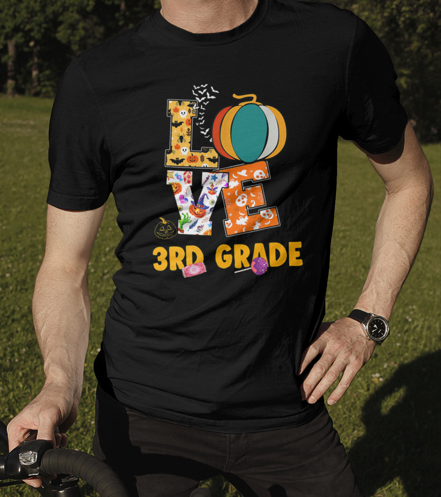 Love Halloween 3rd Grade Teacher T-Shirt