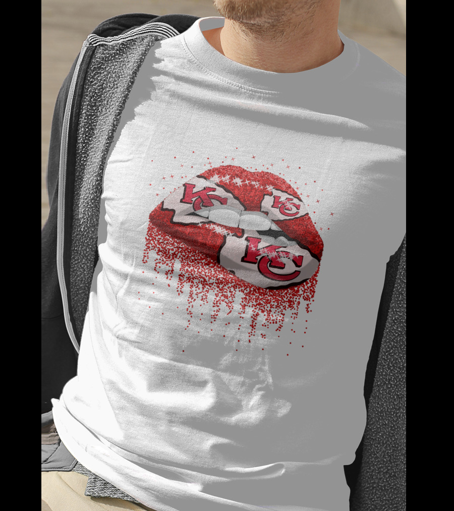 Kansas City Chiefs Red Glitter Lips T-Shirt