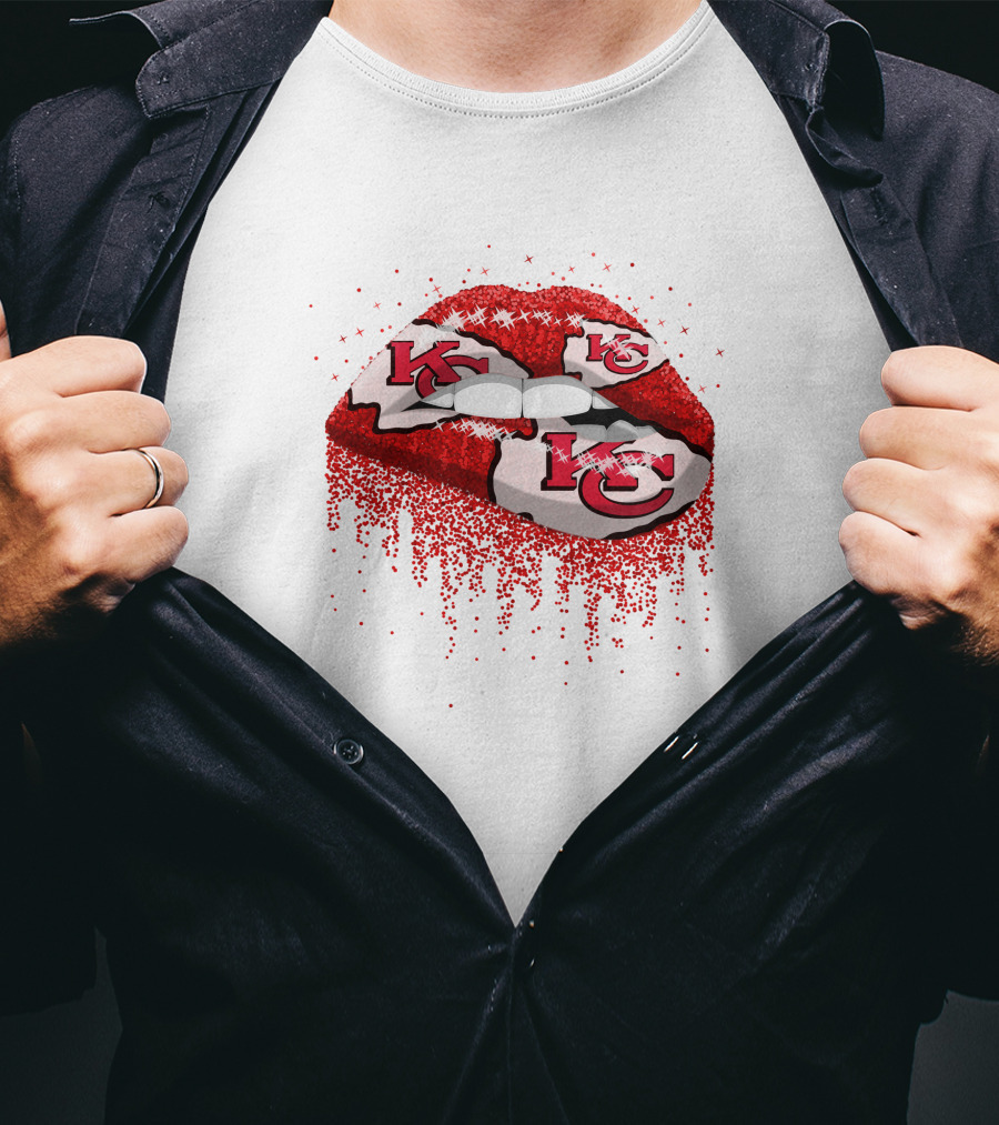 Kansas City Chiefs Red Glitter Lips T-Shirt