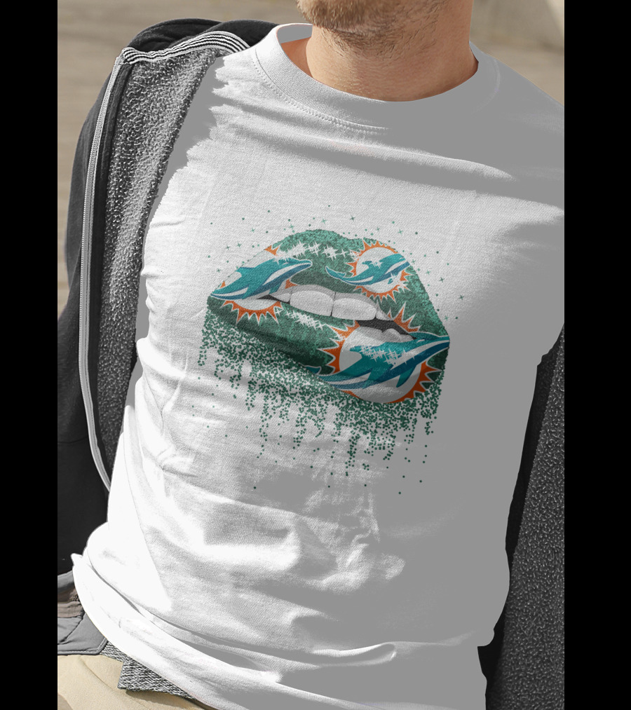 Miami Dolphins Glitter Lips Logo Décor T-Shirt