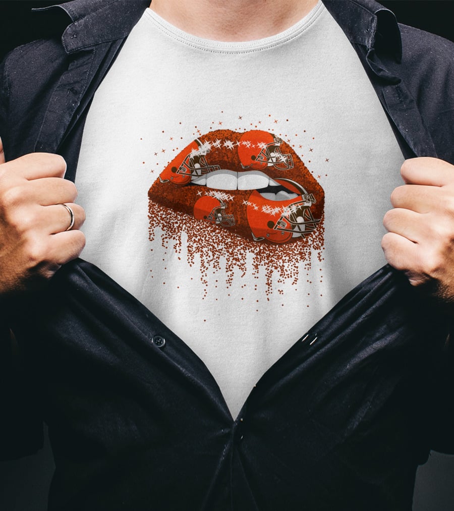 Cleveland Browns Helmet Sparkle Lips T-Shirt
