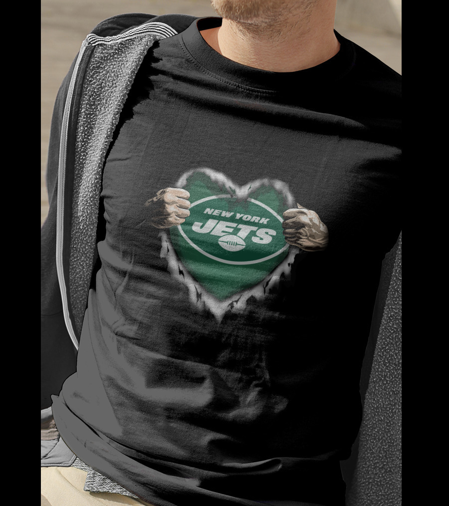 New York Jets Heart Ripped T-Shirt