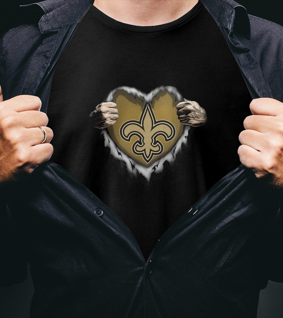 New Orleans Saints Fleur-de-Lis Heart Ripped Hands T-Shirt