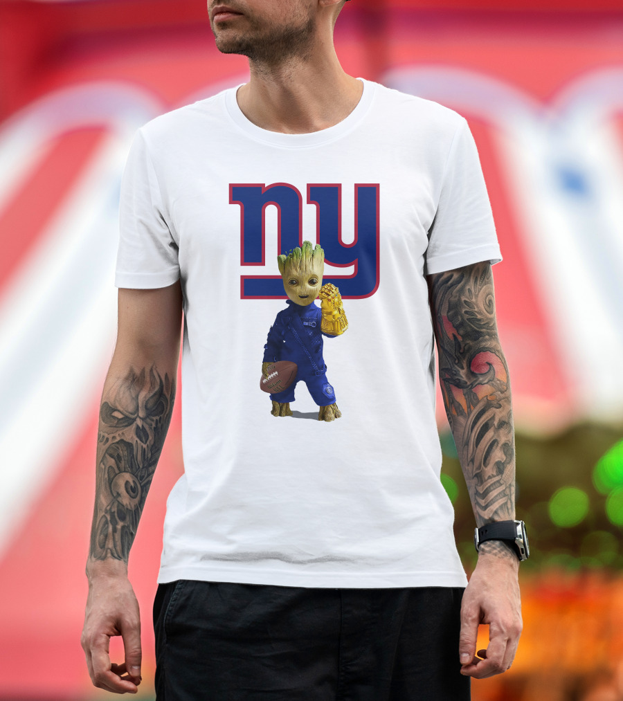 NY Giants Groot Football Infinity Gauntlet T-Shirt