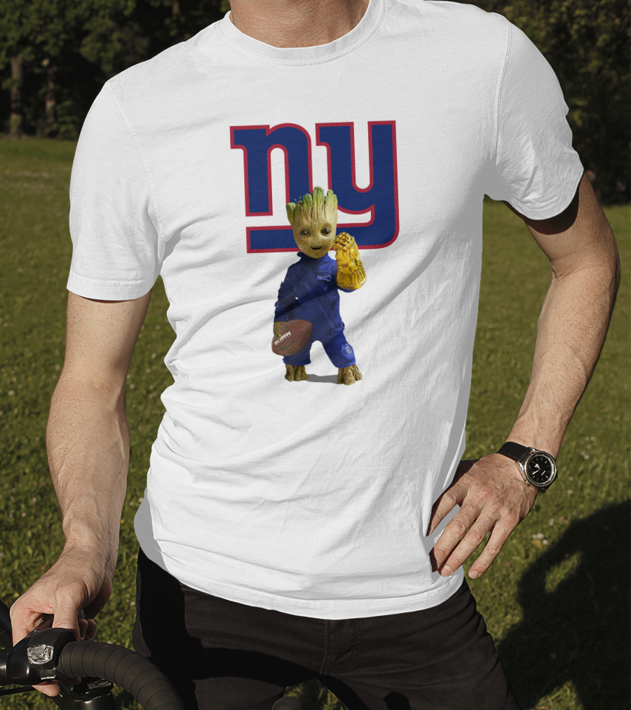 NY Giants Groot Football Infinity Gauntlet T-Shirt