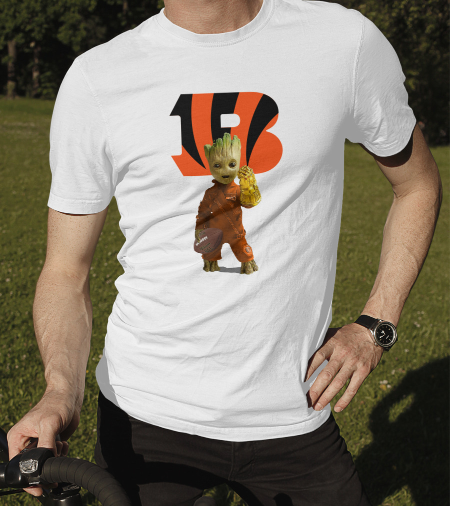 Cincinnati Bengals Groot Holding Football With Infinity Gauntlet T-Shirt
