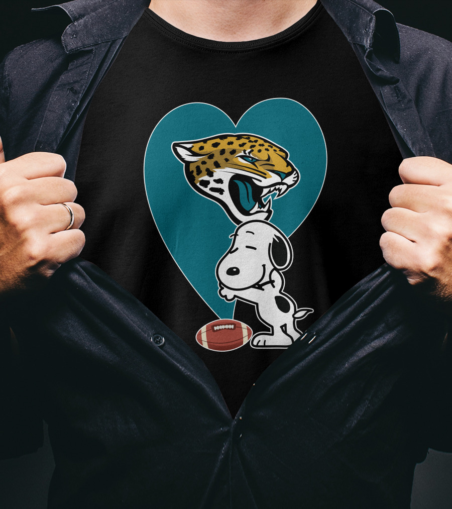 Jacksonville Jaguars Snoopy Heart Football Hug T-Shirt