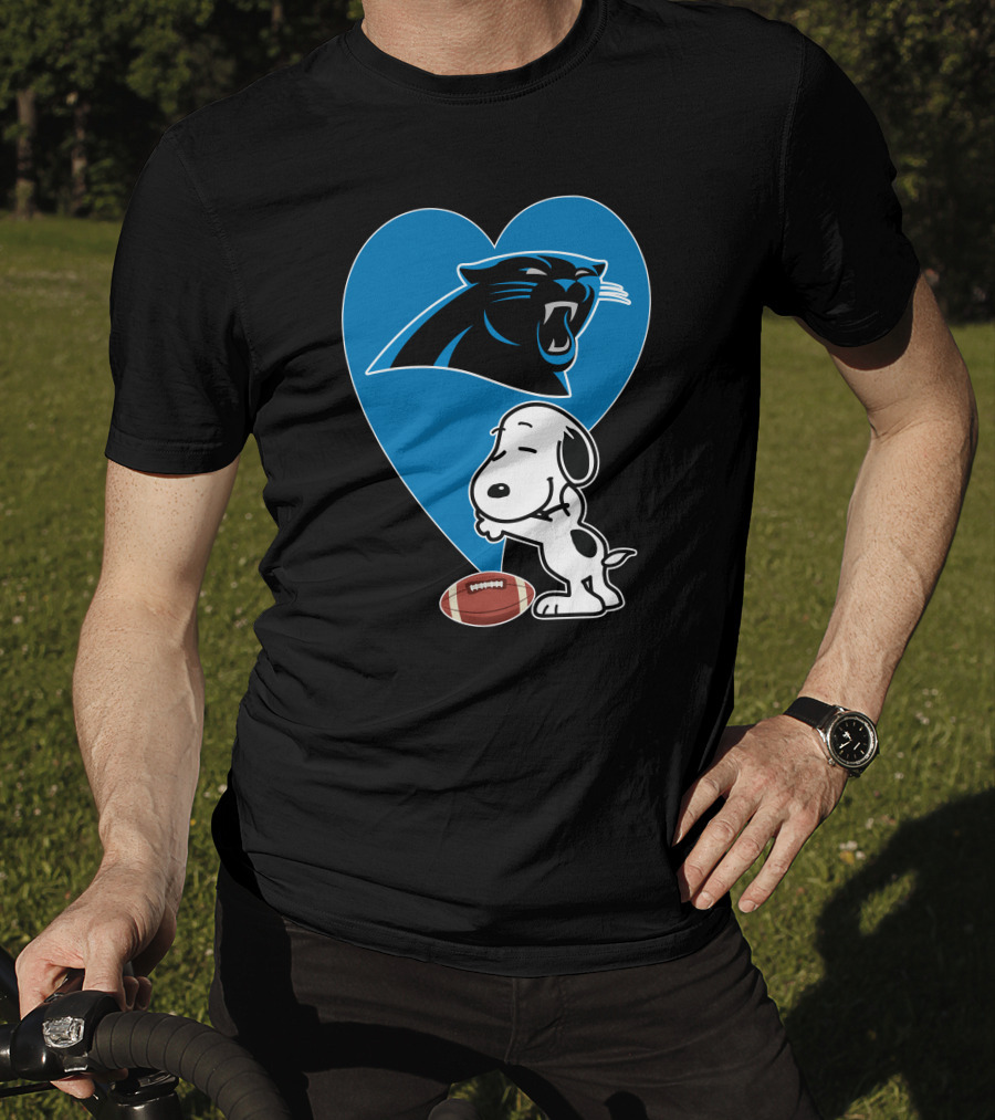 Carolina Panthers Snoopy Football Heart Hug T-Shirt