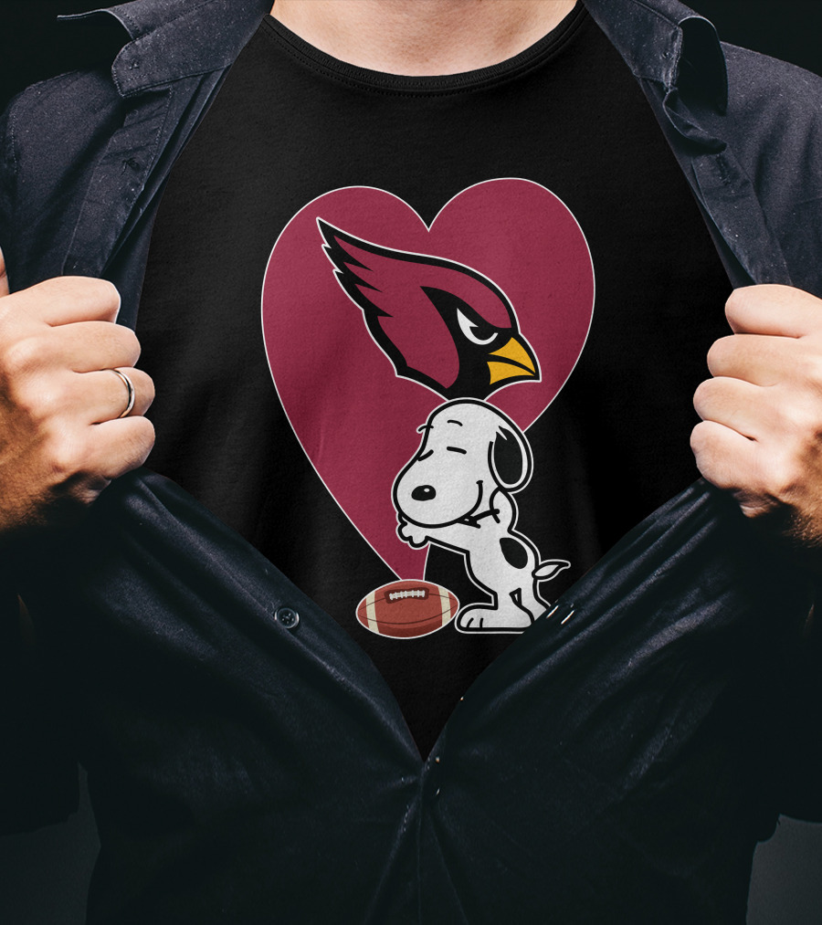 Arizona Cardinals Snoopy Hug Football Heart T-Shirt