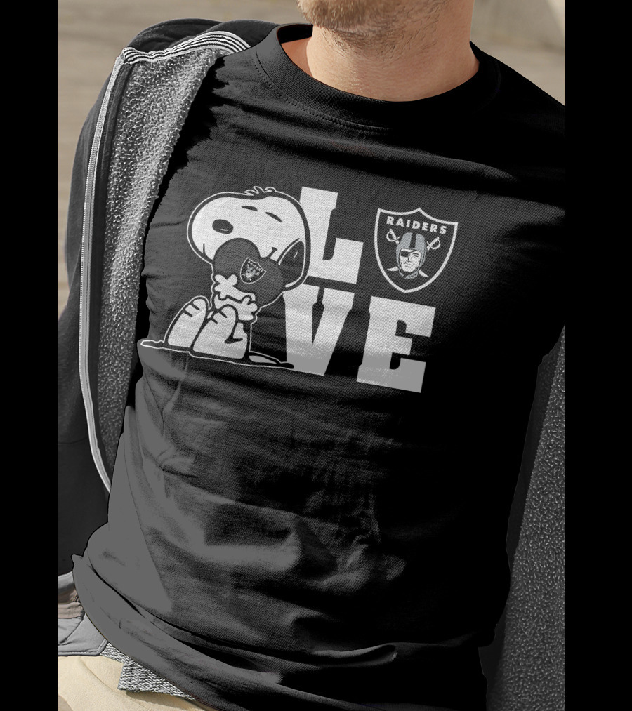 Snoopy Love Las Vegas Raiders Raiders Logo Football T-Shirt