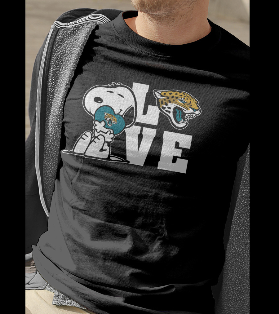 Snoopy Love Jacksonville Jaguars NFL Fan T-Shirt