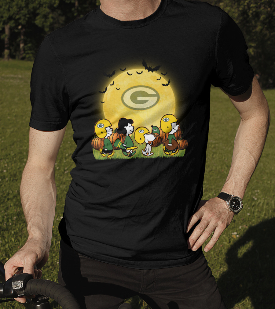 Green Bay Packers Snoopy Halloween Moon Pumpkins T-Shirt