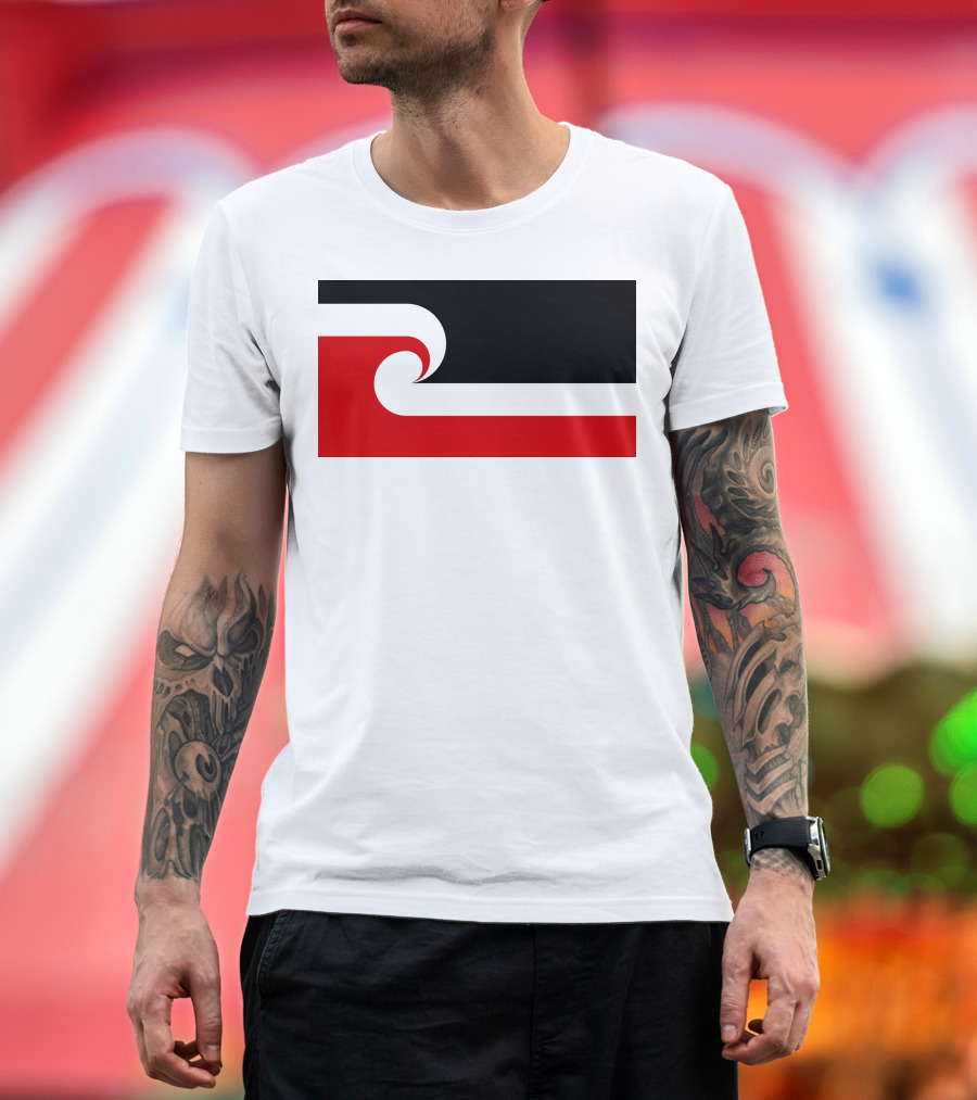 Maori Flag New Zealand Koru Symbol Black Red White T-Shirt