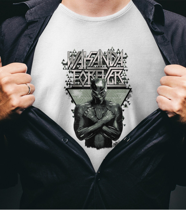 Wakanda Forever Black Panther Marvel Prism Patterned T-Shirt