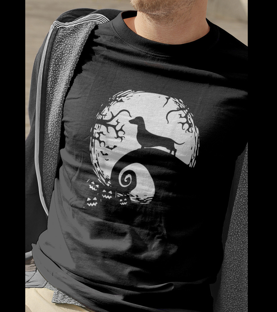 Dachshund Moonlit Halloween Scene For Dachshund Lovers T-Shirt