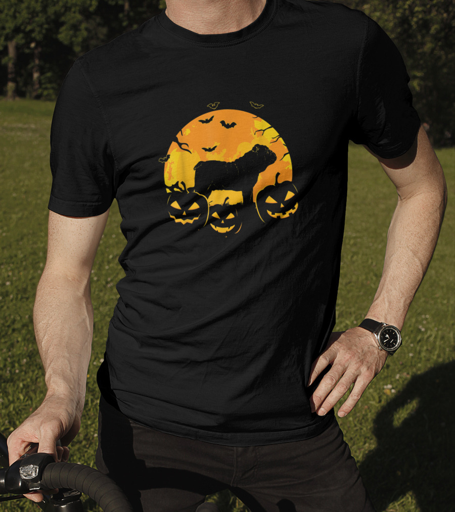 Halloween English Bulldog With Jack O Lanterns And Bats In Pumpkin Moon T-Shirt