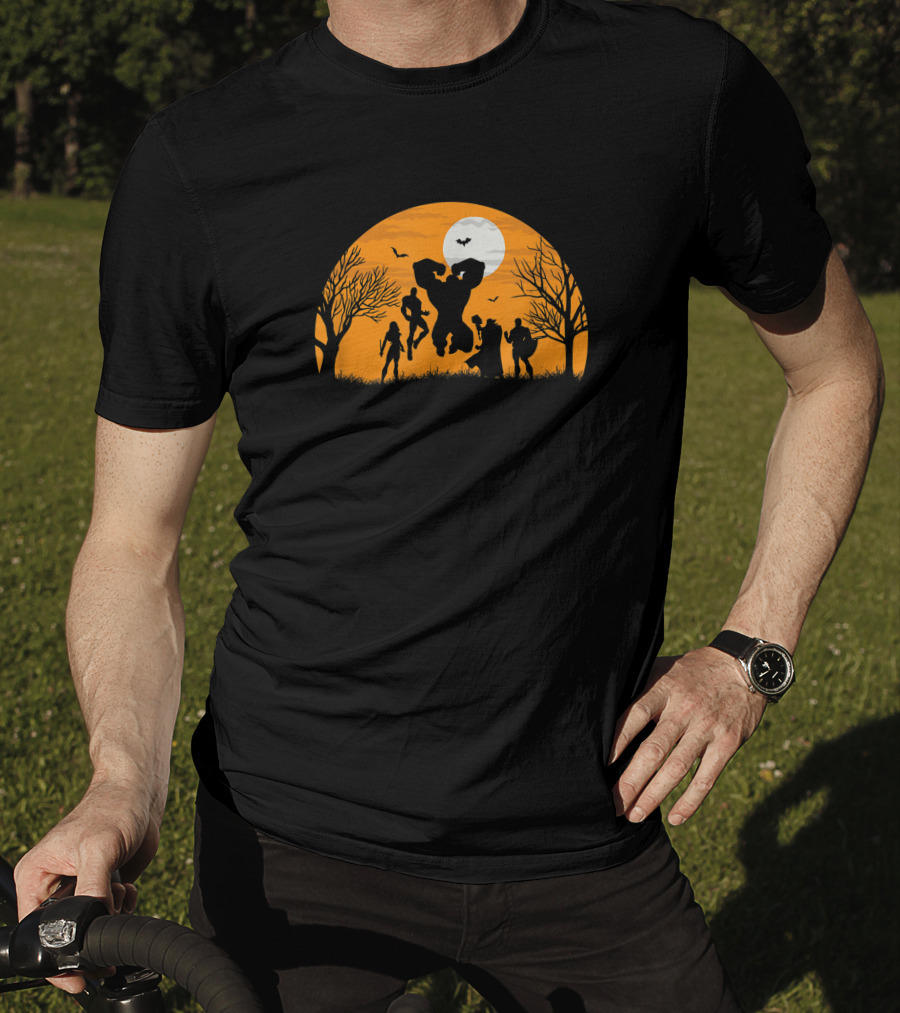 Marvel Avengers Halloween Silhouette Moon Scene T-Shirt