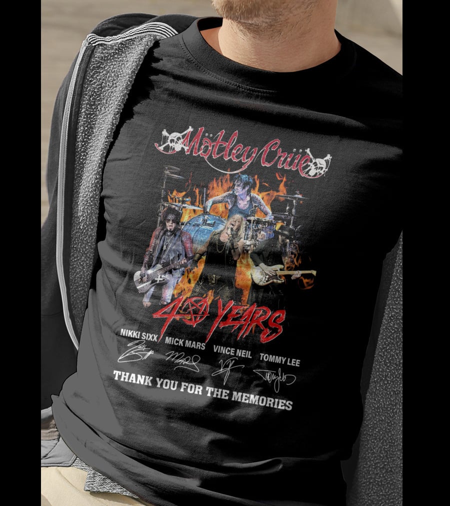 Mötley Crüe 40 Years Signature Nikki Sixx Mick Mars Vince Neil Tommy Lee Thank You For The Memories T-Shirt