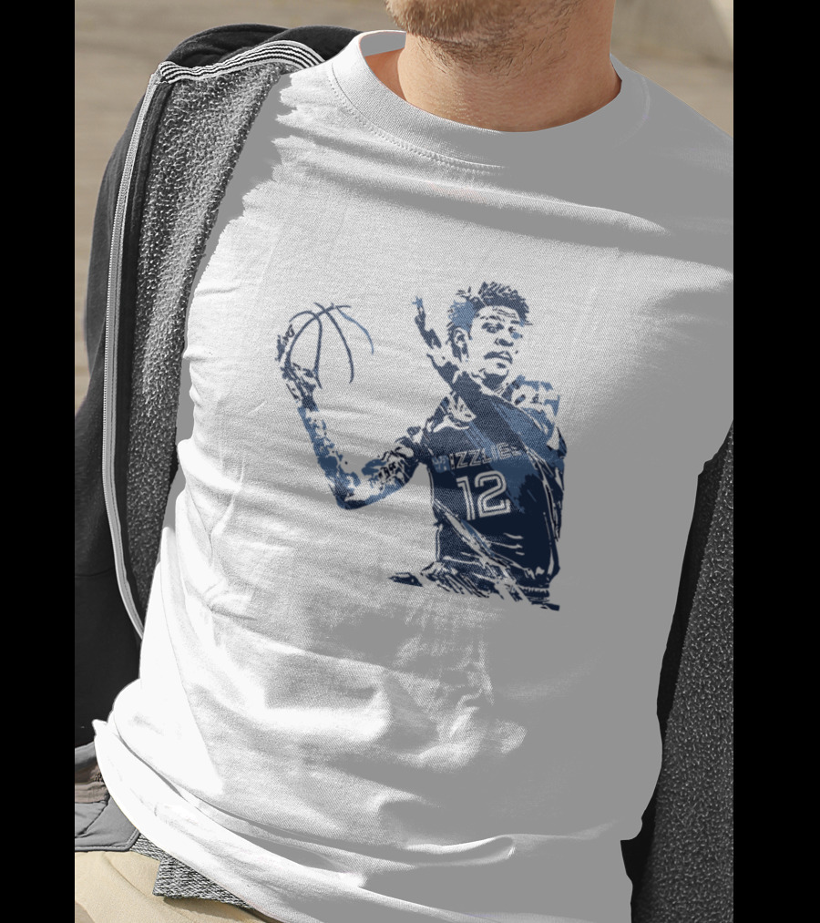 Grizzlies 12 Basketball Player T-Shirt
