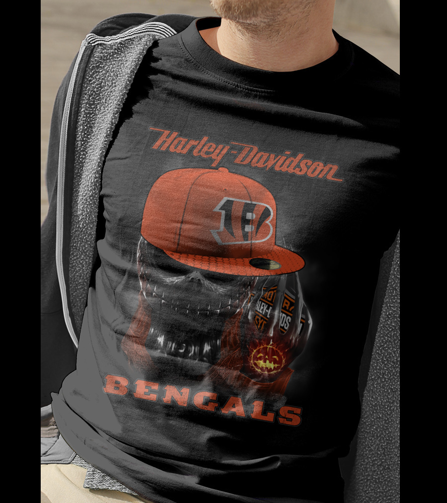 Harley Davidson Cincinnati Bengals Skull With Cap And Glove T-Shirt