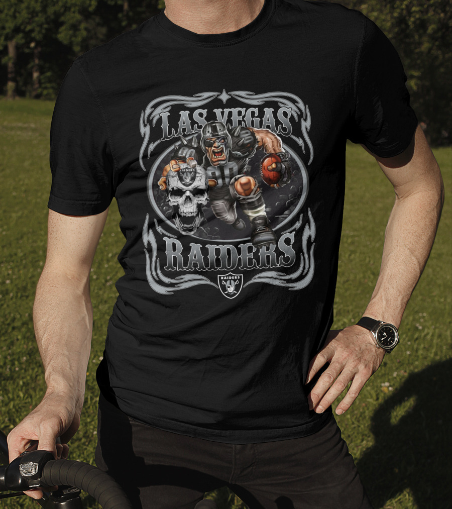 Las Vegas Raiders Skull And Player Charging With Football T-Shirt