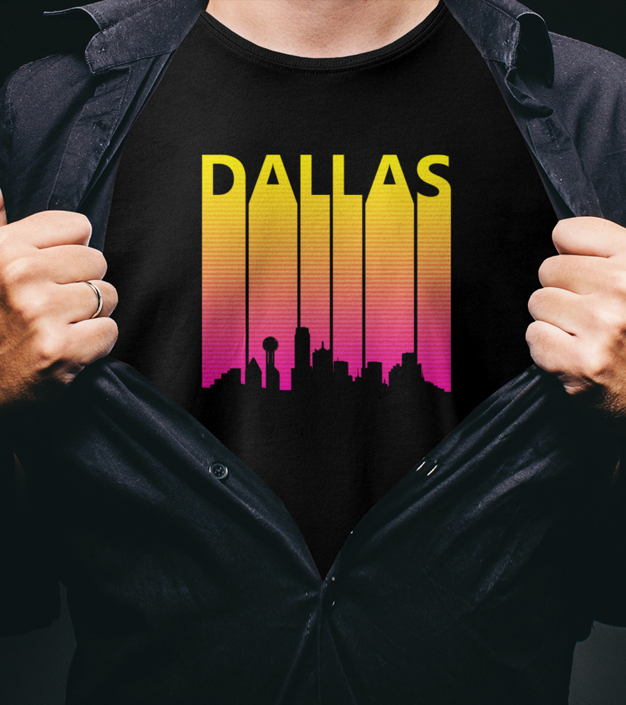 Dallas 1980s Retro Skyline Silhouette In Neon Gradient T-Shirt