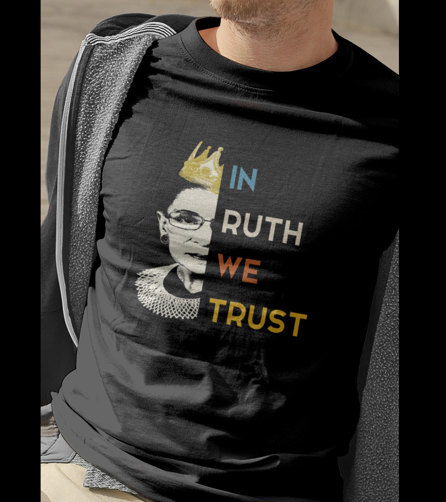 IN RUTH WE TRUST Crown Collar Half T-Shirt