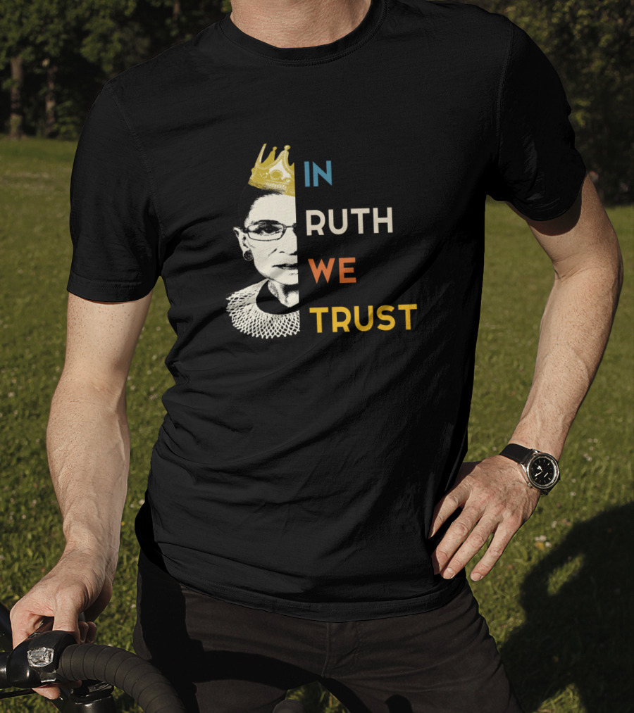 IN RUTH WE TRUST Crown Collar Half T-Shirt