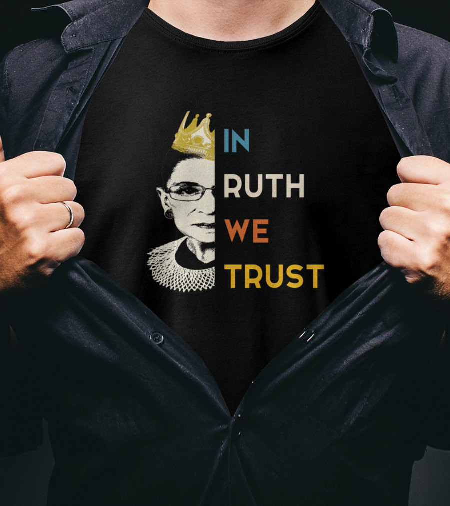 IN RUTH WE TRUST Crown Collar Half T-Shirt