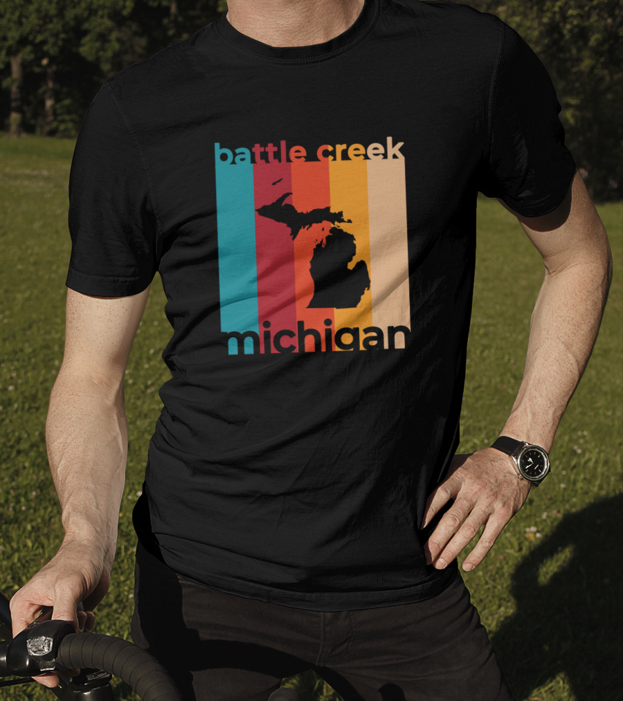 Battle Creek Michigan Michigan Silhouette Retro Stripes T-Shirt