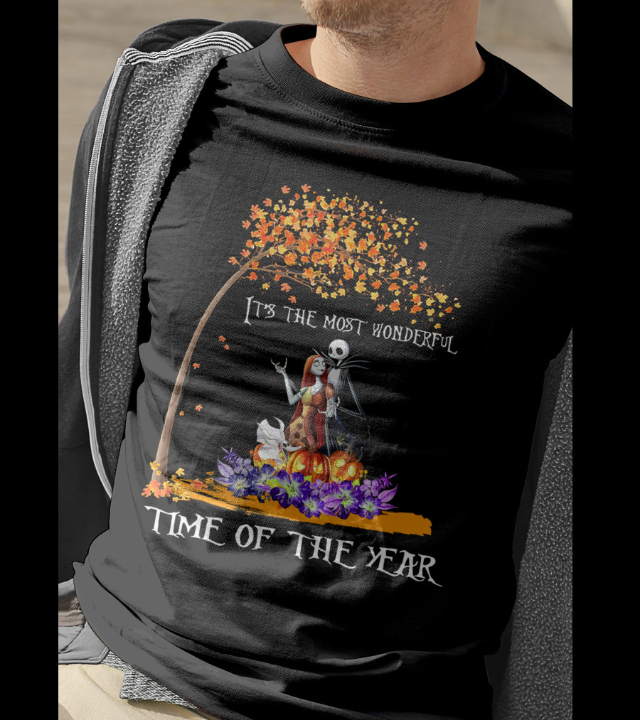 It's The Most Wonderful Time Of The Year Halloween Tree Pumpkins и Flowers T-Shirt