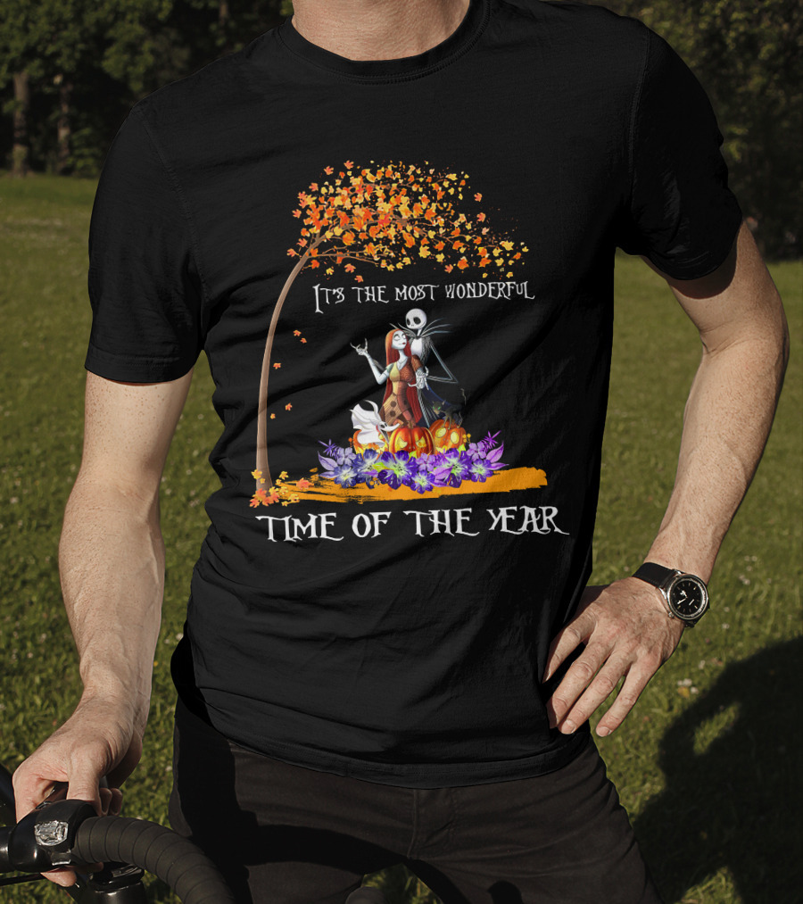 It's The Most Wonderful Time Of The Year Halloween Tree Pumpkins и Flowers T-Shirt