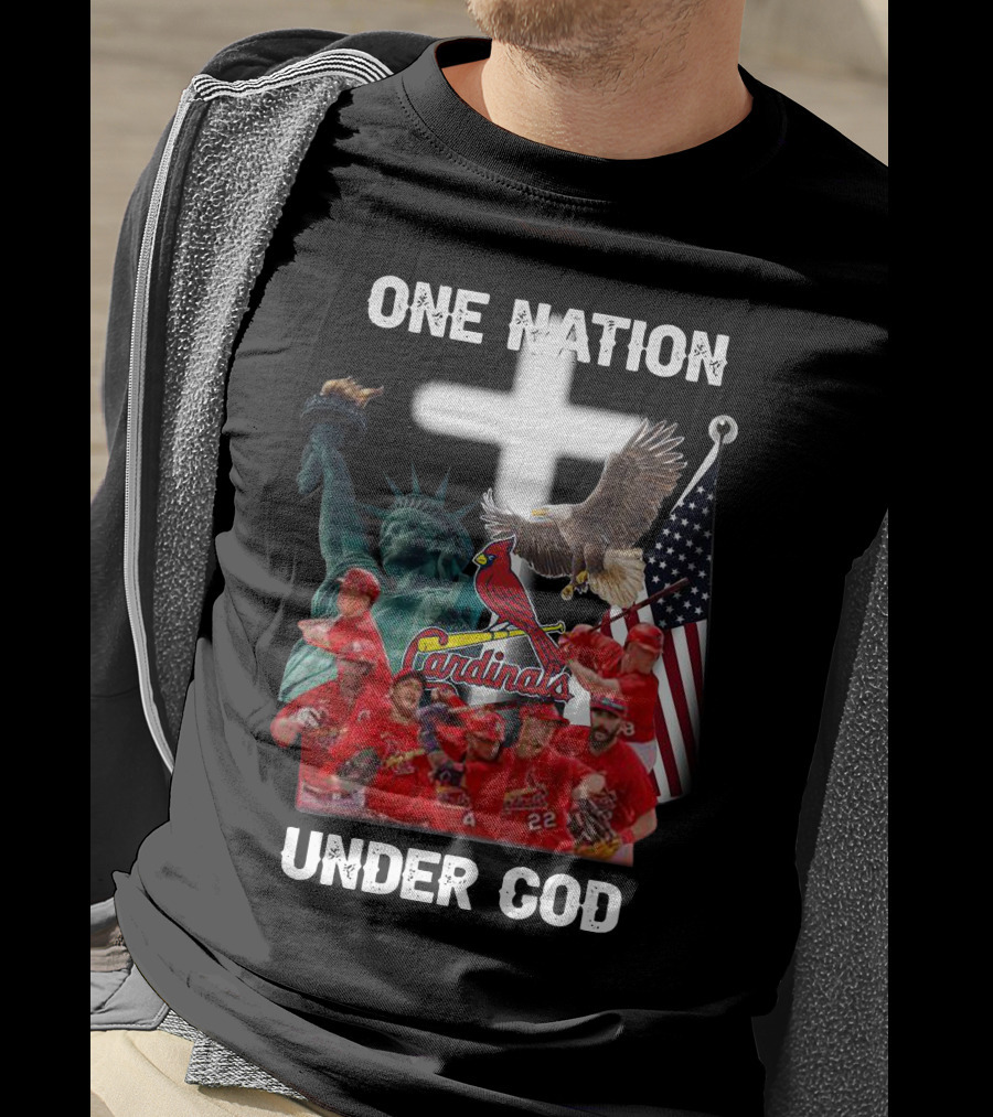 St Louis Cardinals One Nation Under God Liberty Statue Eagle Flag T-Shirt