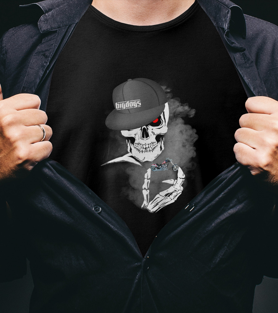 Big Dogs Motorcycle Riders Skull With Hat And Smoke Motif T-Shirt