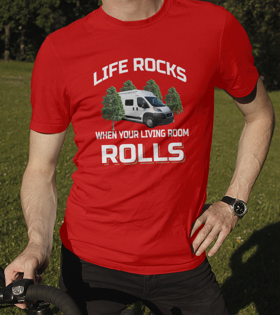 LIFE ROCKS WHEN YOUR LIVING ROOM ROLLS Winnebago Solis T-Shirt