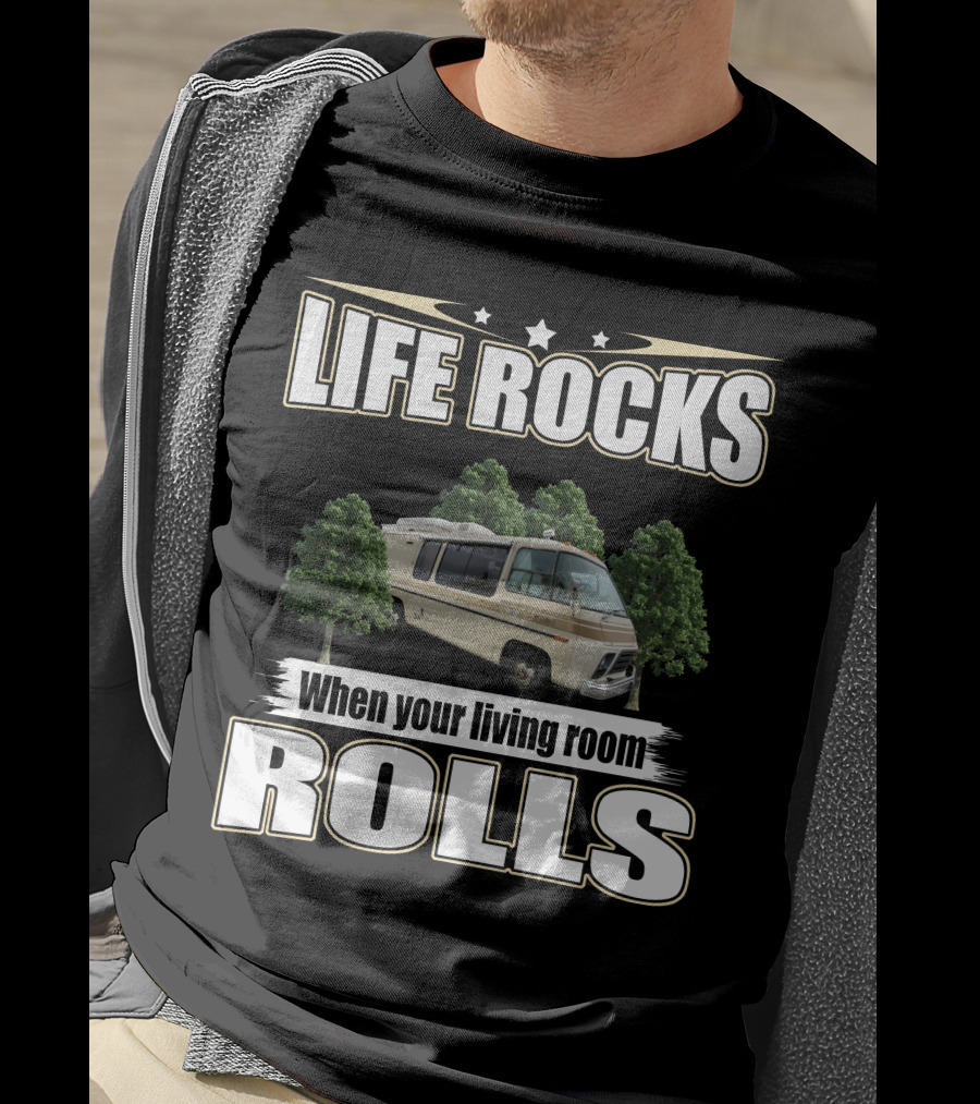 Life Rocks When Your Living Room Rolls 1976 Eleganza T-Shirt