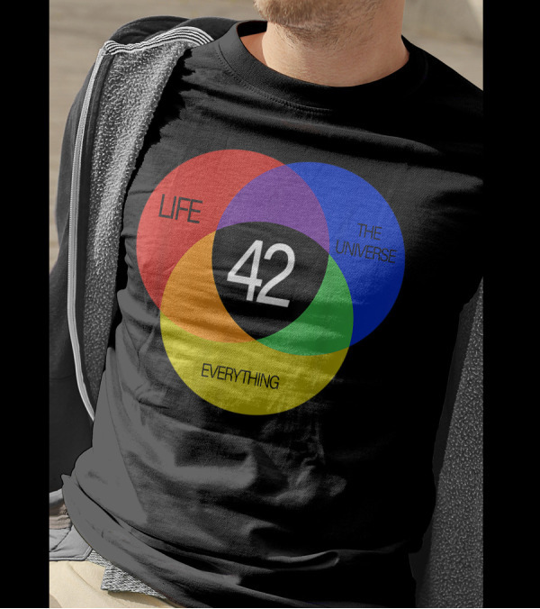 42 Life The Universe And Everything Answer Venn Diagram T-Shirt