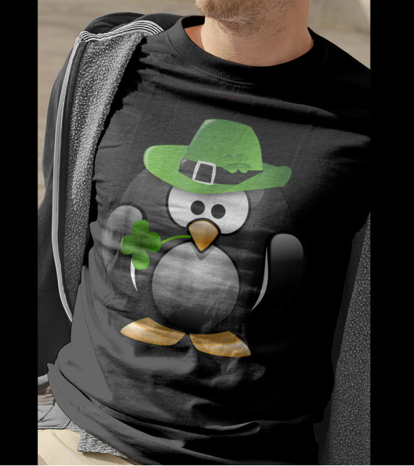St. Patrick's Day Penguin Irish Shamrock Clover Hat T-Shirt