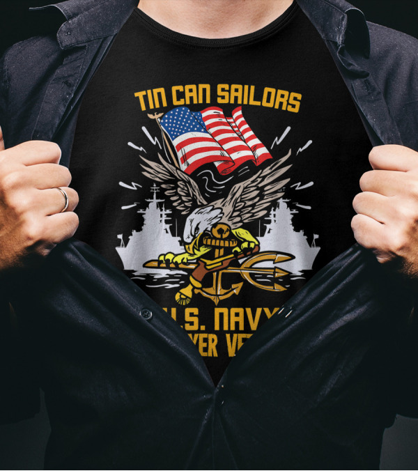 Tin Can Sailors U.S. Navy Destroyer Veterans American Flag Eagle T-Shirt