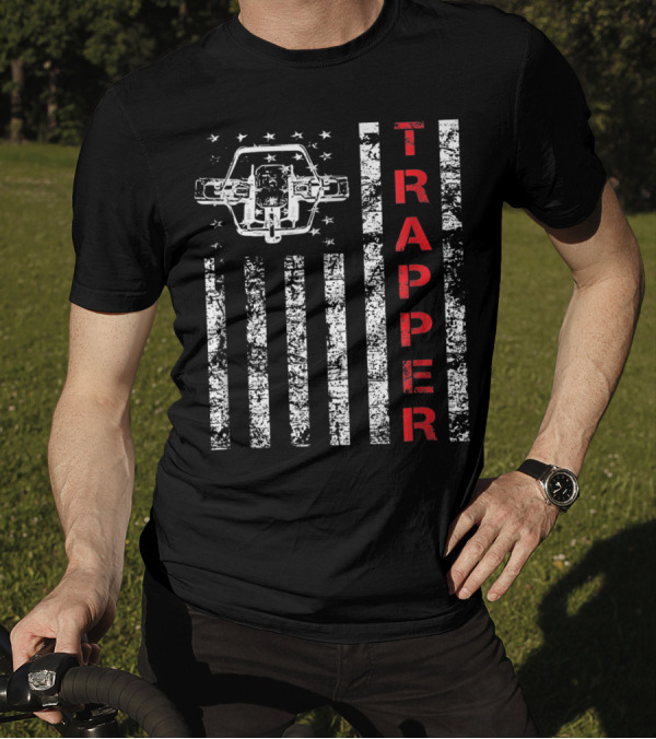 Trapper American Flag With Coyote Trap T-Shirt