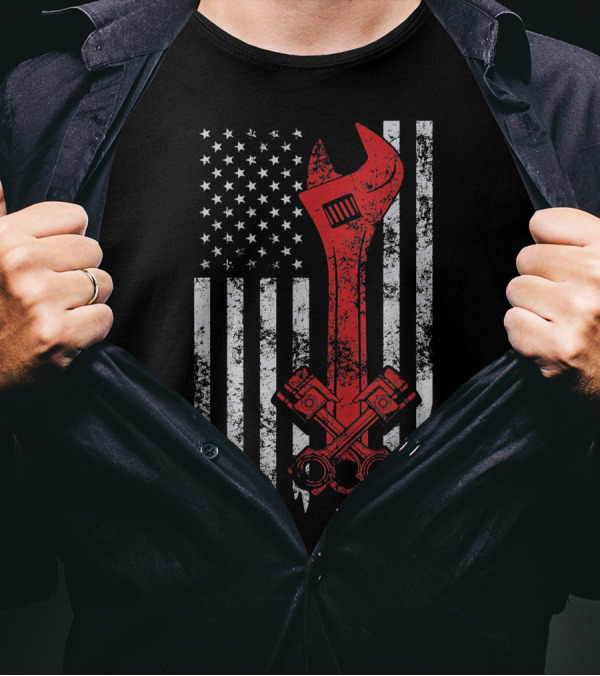 American USA Flag Mechanics Wrench And Pistons T-Shirt