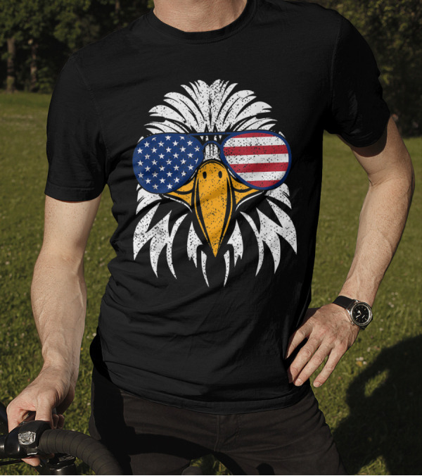 4Th Of July Bald Eagle With American Flag Sunglasses Patriotic T-Shirt