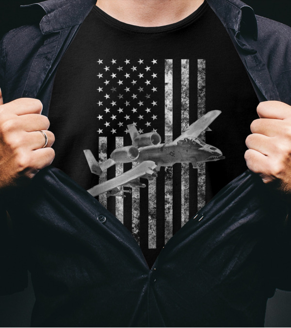 A 10 Thunderbolt II American Flag Warthog Aircraft T-Shirt