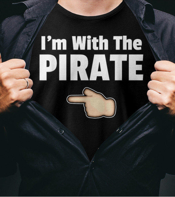 I'm With The Pirate Easy Halloween Family Costume Lazy Quick Emoji Pointer T-Shirt