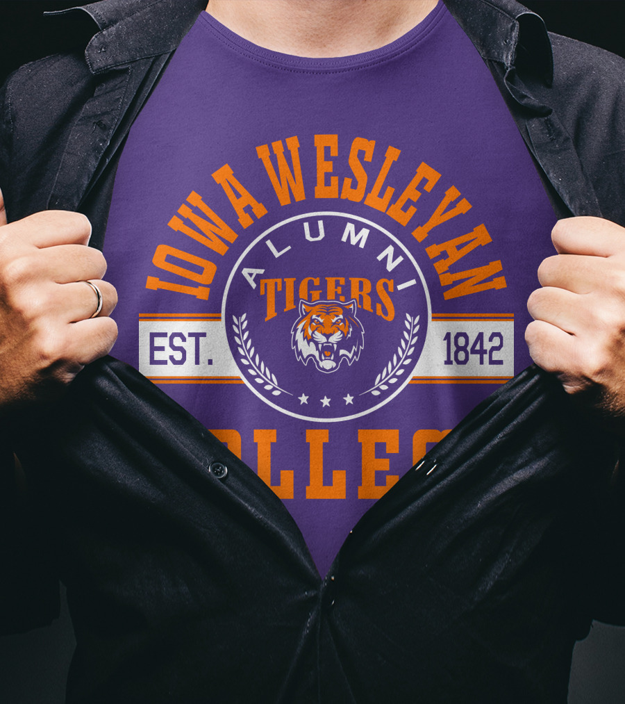 Iowa Wesleyan College Alumni Tigers Est. 1842 T-Shirt