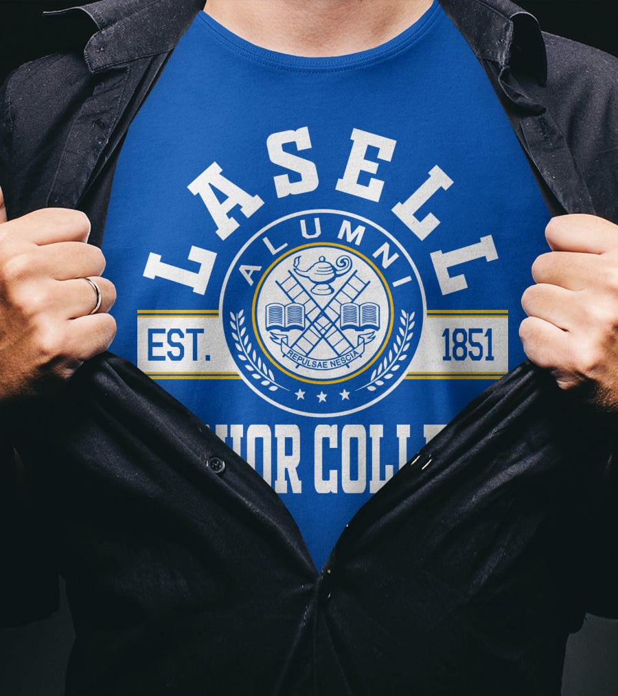 Lasell Junior College Alumni Est. 1851 Perissem Nece Fregerem T-Shirt