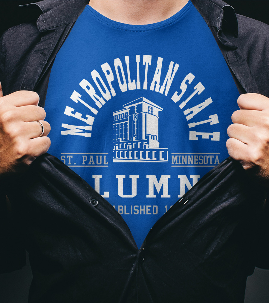 Metropolitan State Alumni St. Paul Minnesota Established 1971 T-Shirt