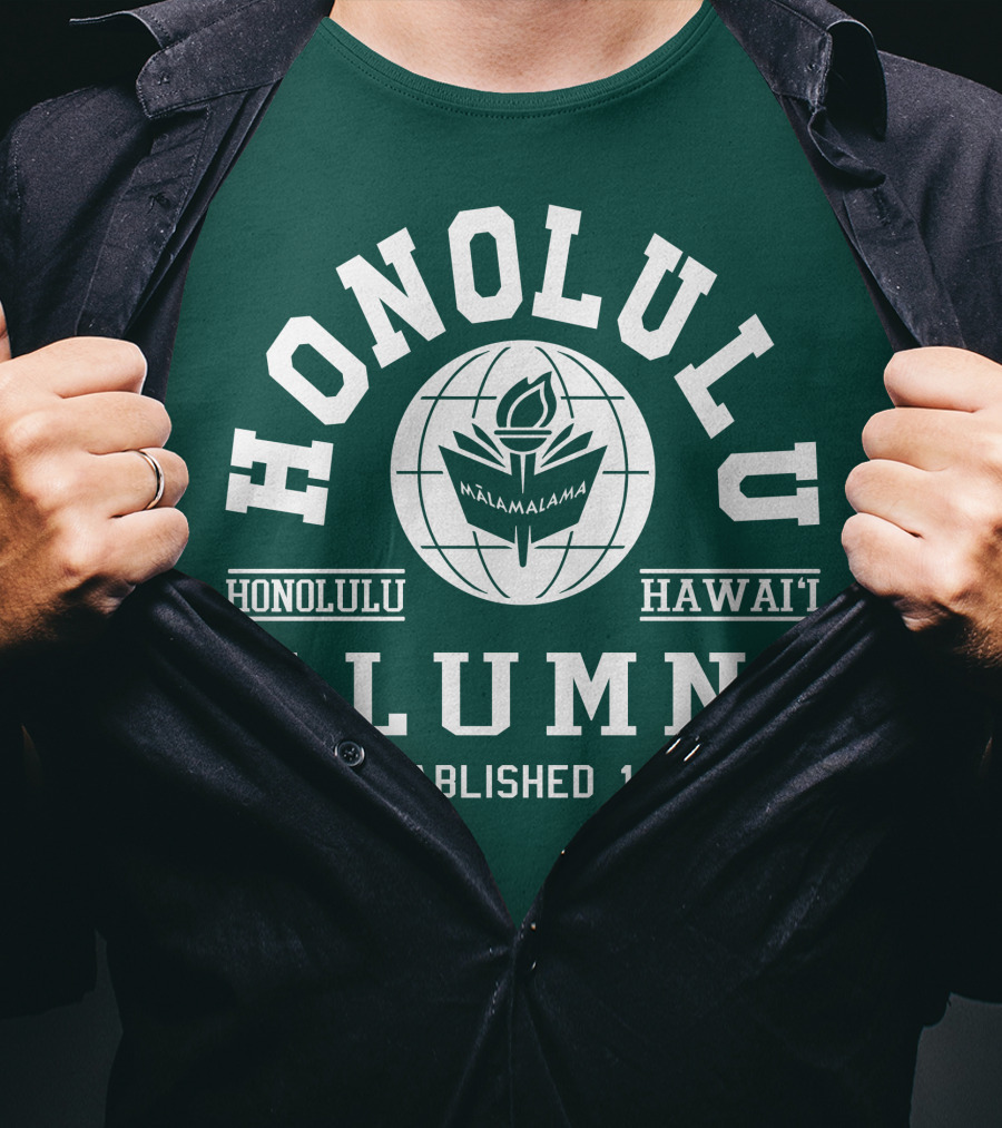 Honolulu Hawai'i Alumni Mālamalama Established 1920 T-Shirt
