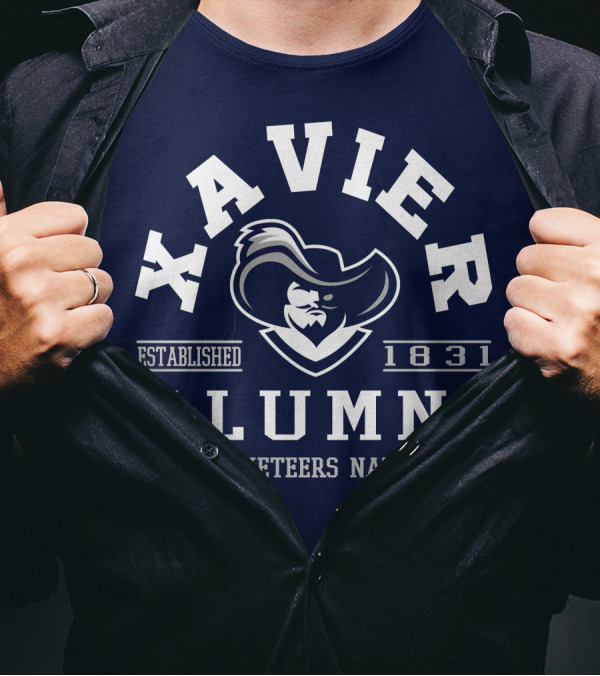 Xavier University Alumni Musketeers Nation Established 1831 T-Shirt