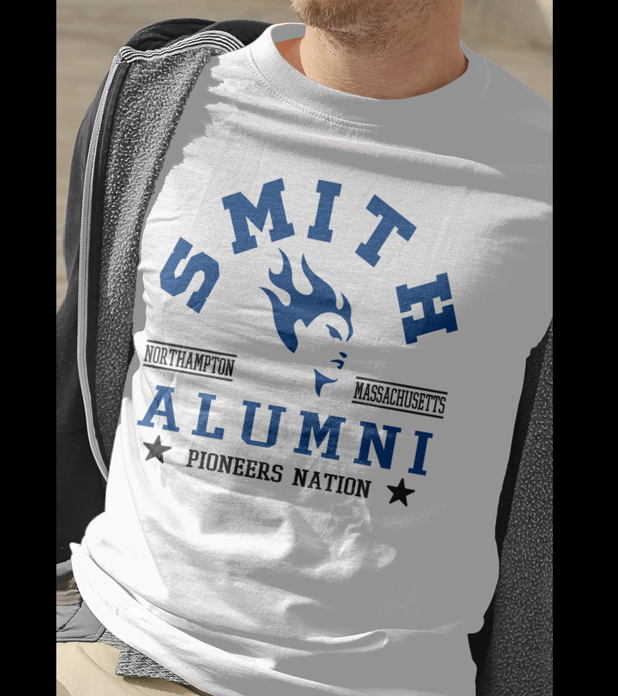 Smith College Alumni Northampton Massachusetts Pioneers Nation T-Shirt